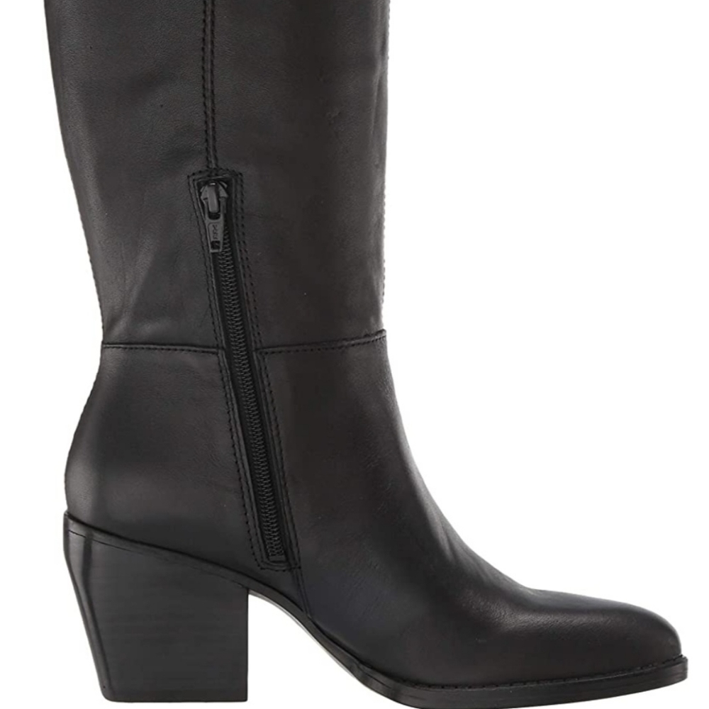 Boots - Picture 6 of 9